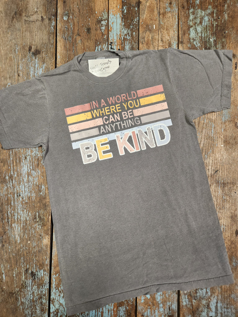 BE KIND (graphic tee)