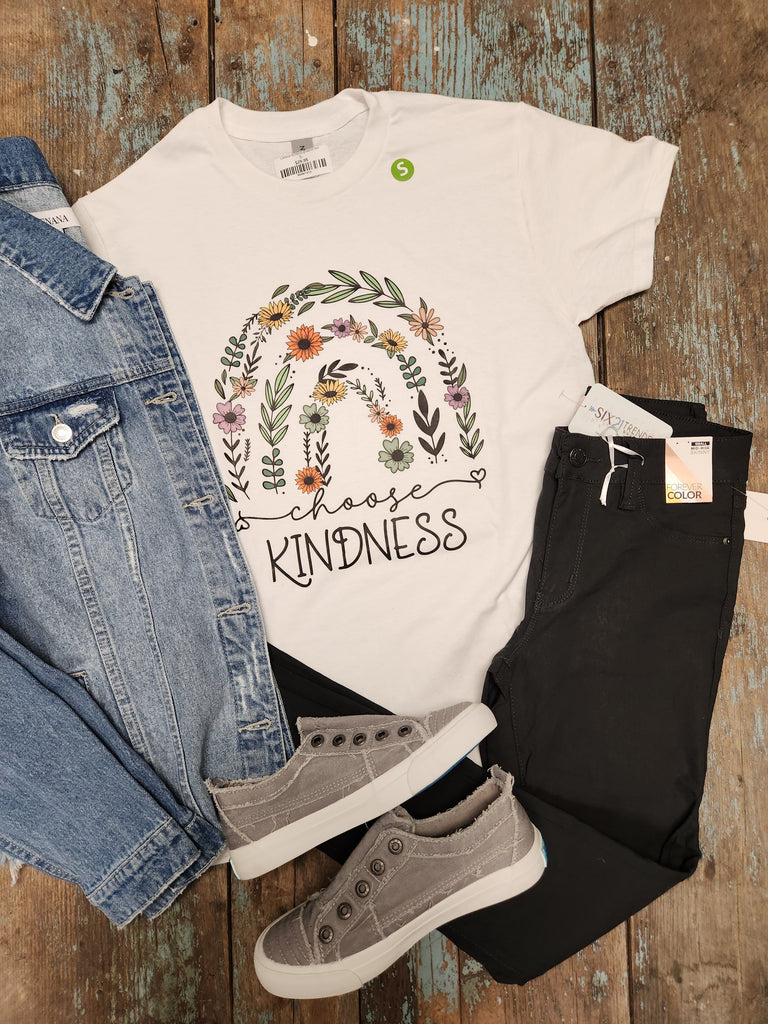 Choose Kindness graphic tee