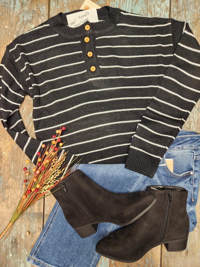 Black/Ivory Striped Long Sleeve Sweater