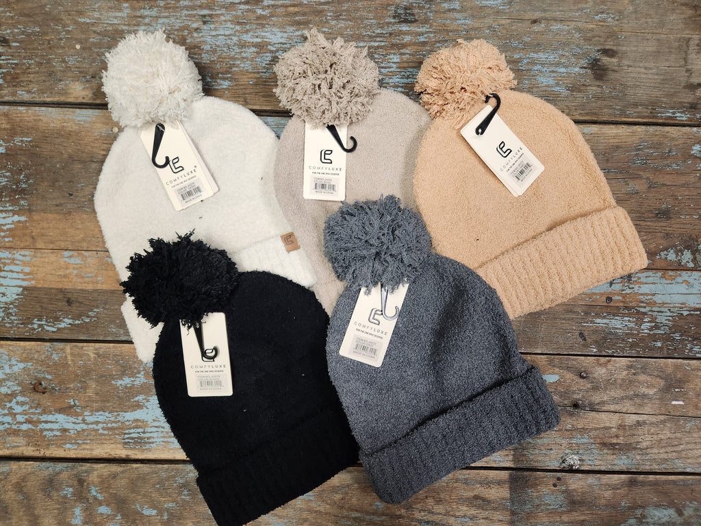 Cozy Solid Pom Pom Beanie (5 colors)