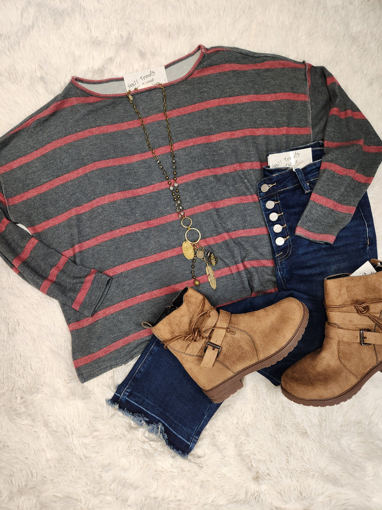 DOORBUSTER Boat Neck Loose Fit Knit Top (striped)