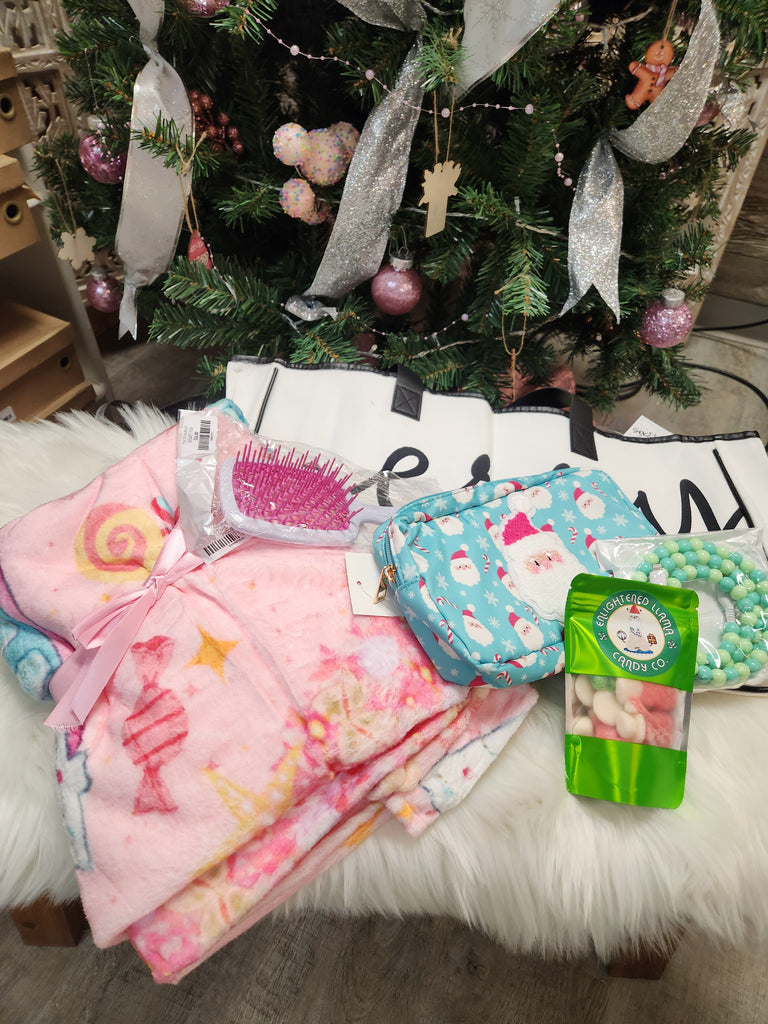 Cozy blanket bundle