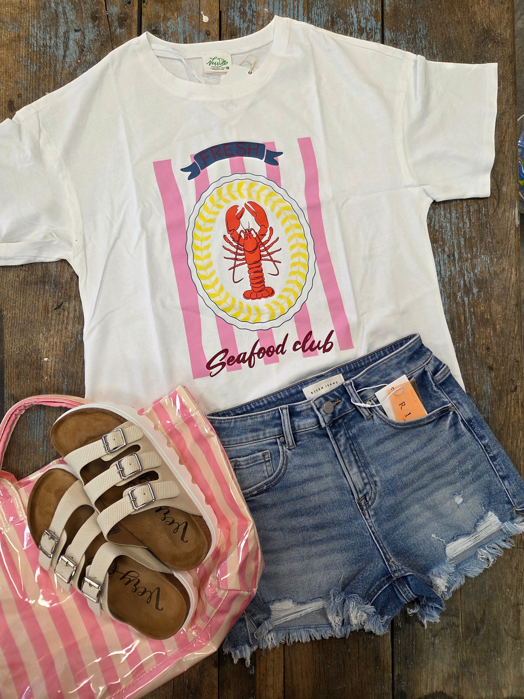 Graphic Tops – SIX21 Trends Boutique
