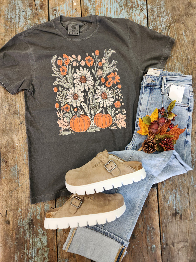 Fall Florals & Pumpkins Tee