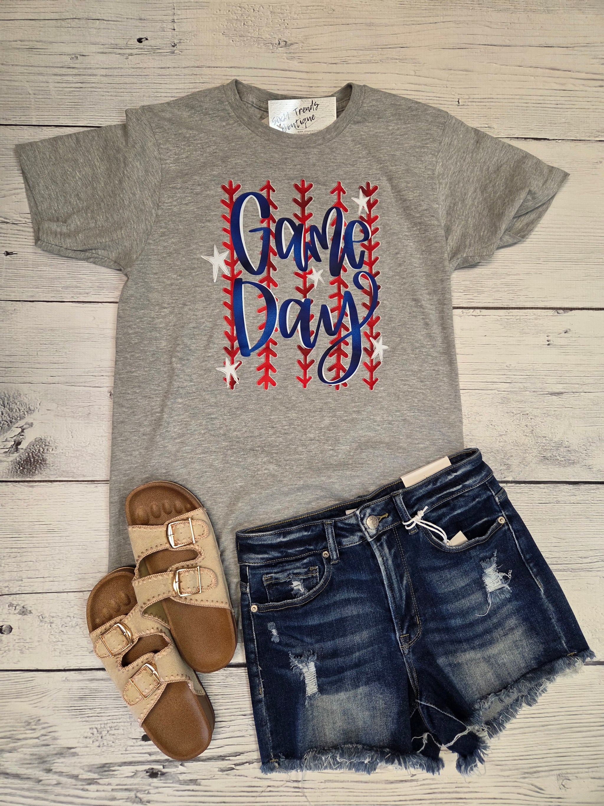 Graphic Tops – SIX21 Trends Boutique