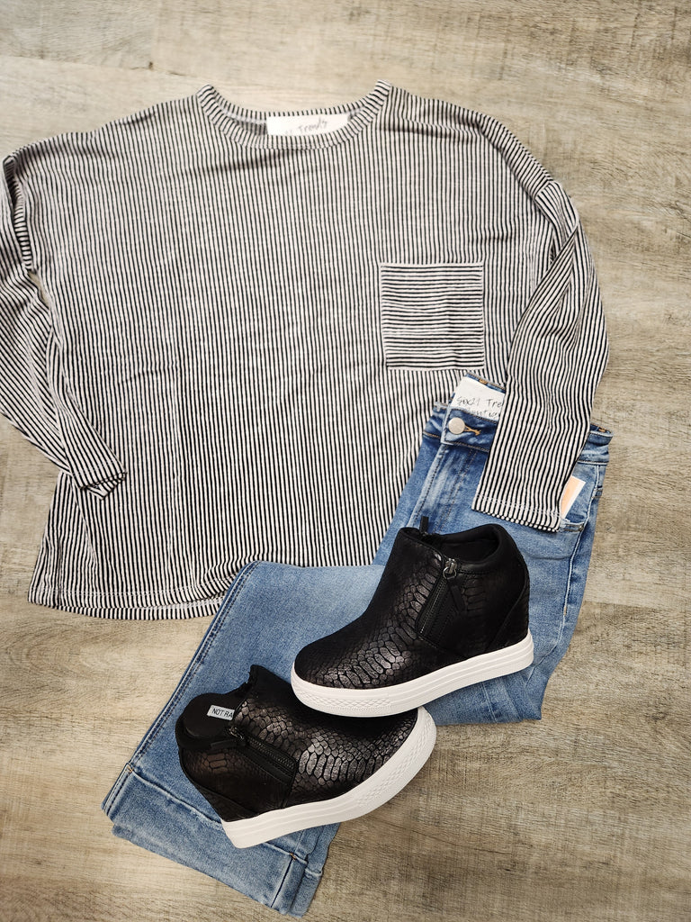 CURVY Striped Zenana Long Sleeve (2 colors)