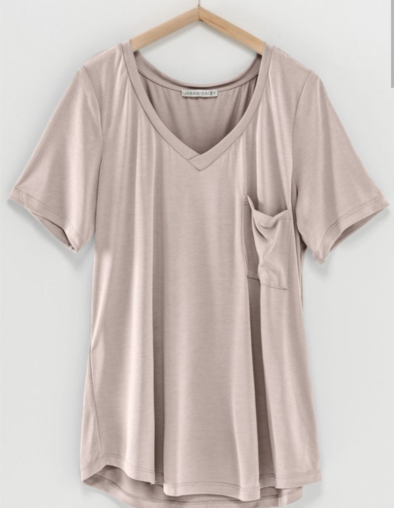 Solid v-neck Pocket Tee (2 colors)