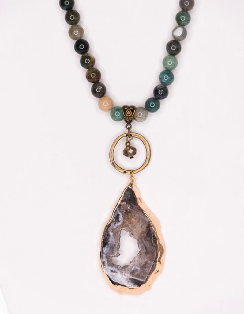 Carly India Agate Necklace